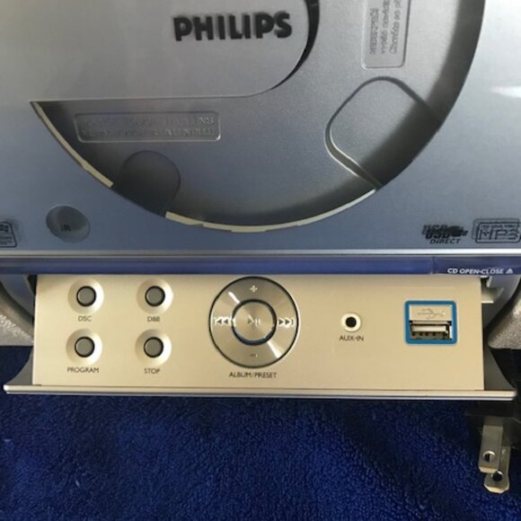 Philips CD-Stereo Player 📀🎵 - Picture 5 of 11